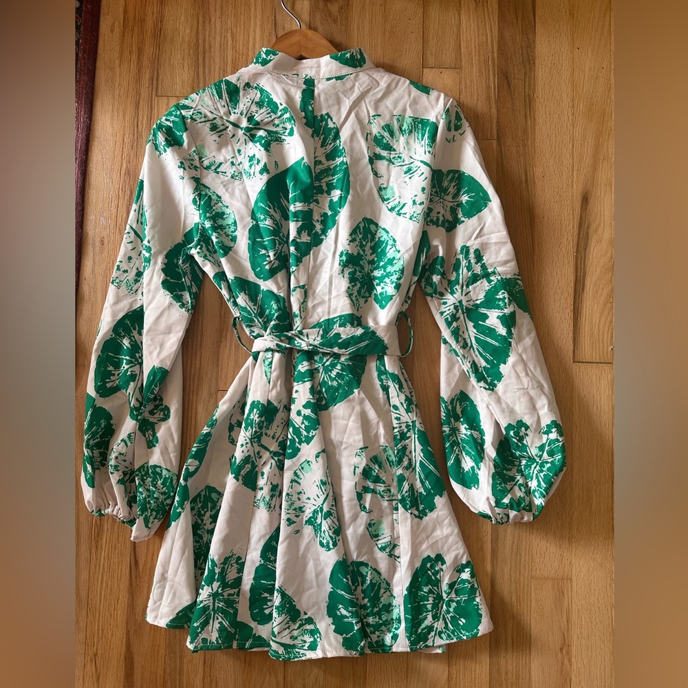 NWOT SHEIN Tropical Print Lantern Sleeve Belted Shirt Dress - Picture 3 of 11